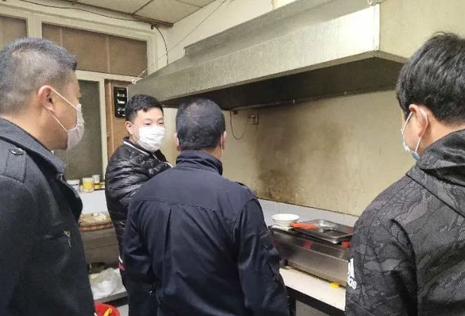 广杰GOJEK：餐饮业选择高效厨房油烟净化器严格规范餐饮油烟治理